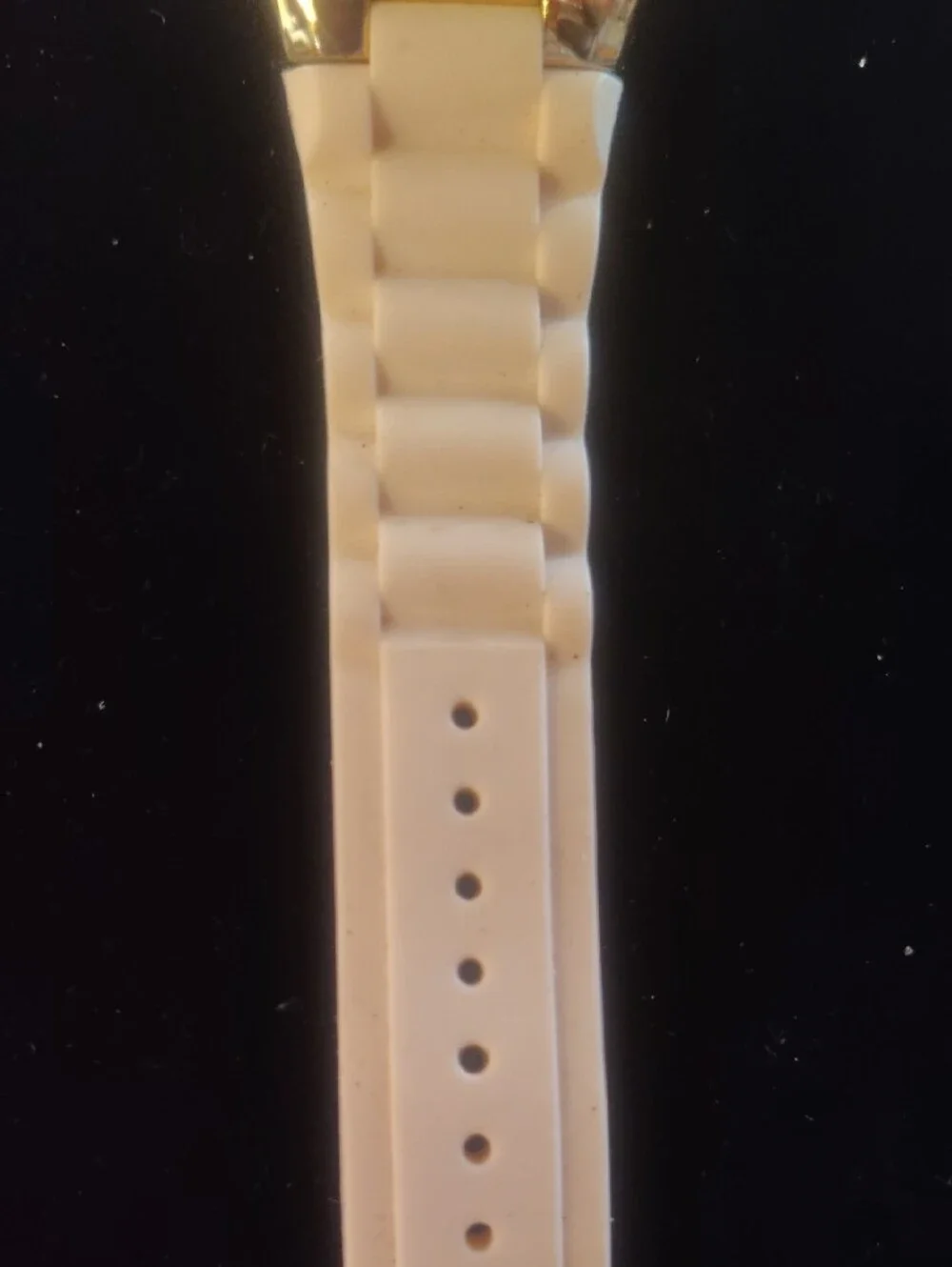 White and Gold Women's Quartz Watch